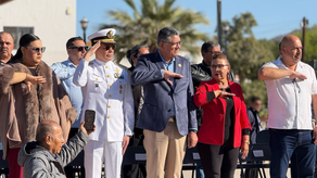 Encabeza alcalde Luis Fuentes Desfile alusivo al 85 Aniversario del Día de la Bandera