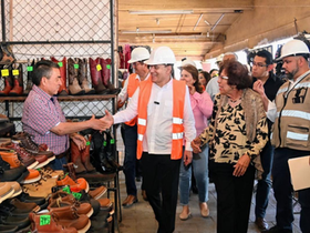 Gobernador Durazo impulsa crecimiento de los pequeños negocios en Sonora