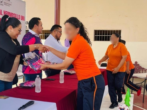 Entrega Gobierno de Sonora uniformes deportivos a población del Cereso Femenil de Hermosillo