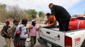 Gobierno de Sonora refuerza acciones preventivas con entrega de agua y suero