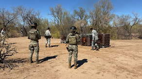 Personal de la Armada de México en coordinación con Pemex inhabilita toma clandestina de hidrocarburo en Hermosillo, Sonora