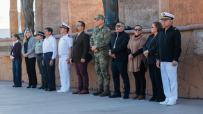 Realiza Ayuntamiento de Guaymas ofrenda y guardia de honor a Abelardo L. Rodríguez