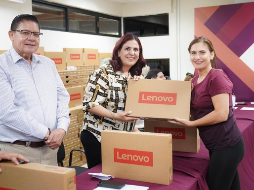Beneficia Gobernador Durazo a más de dos mil docentes con entrega de computadoras: SEC
