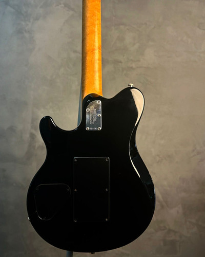 Music Man - Axis Translucent Purple 2002 | MM Shop