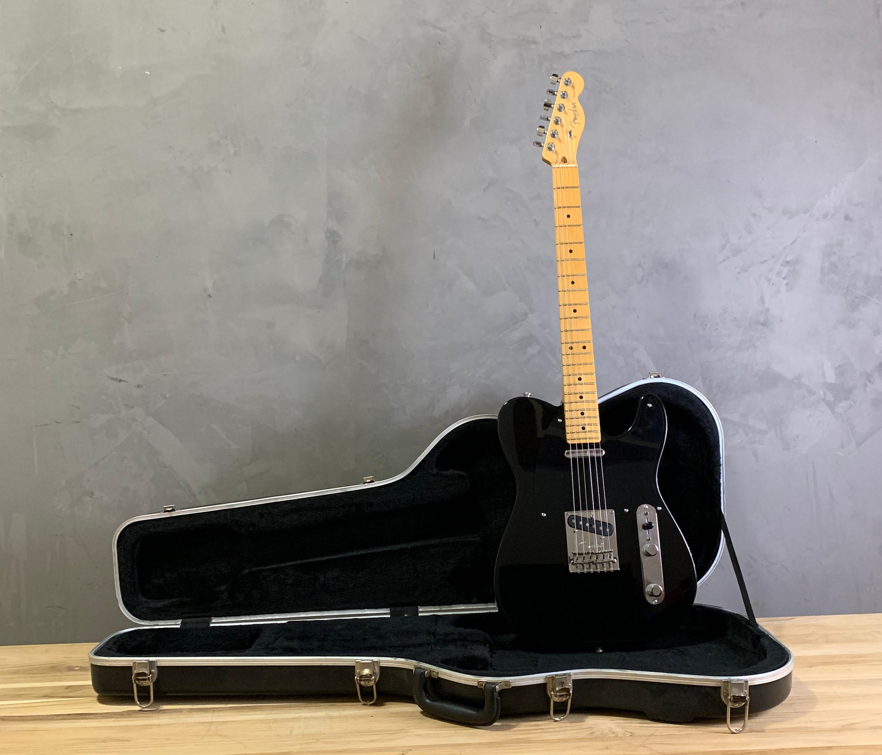 Guitarra Fender Telecaster American Standard 2007 Com Case