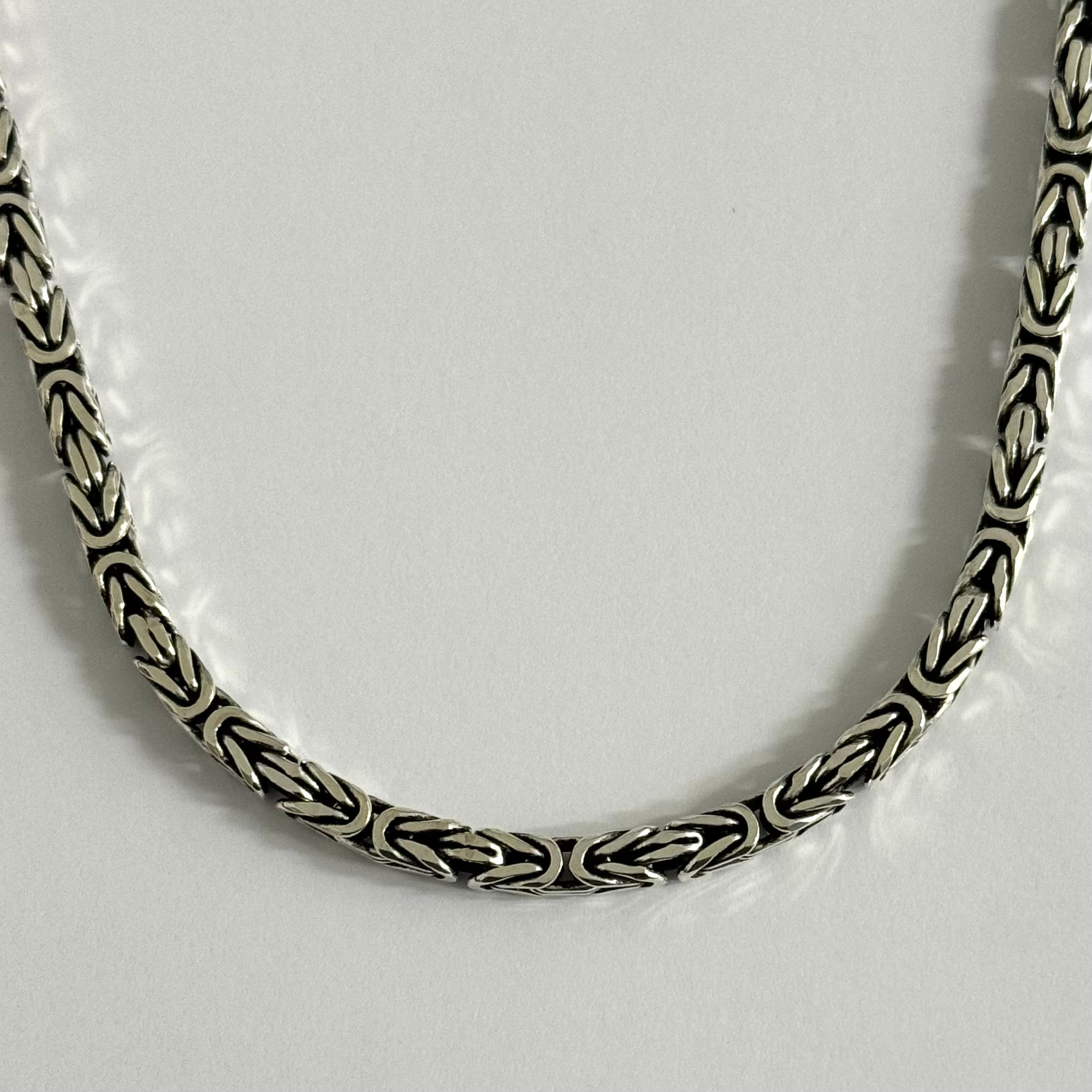 Collar bizantina de 60 cm. de plata de primera ley