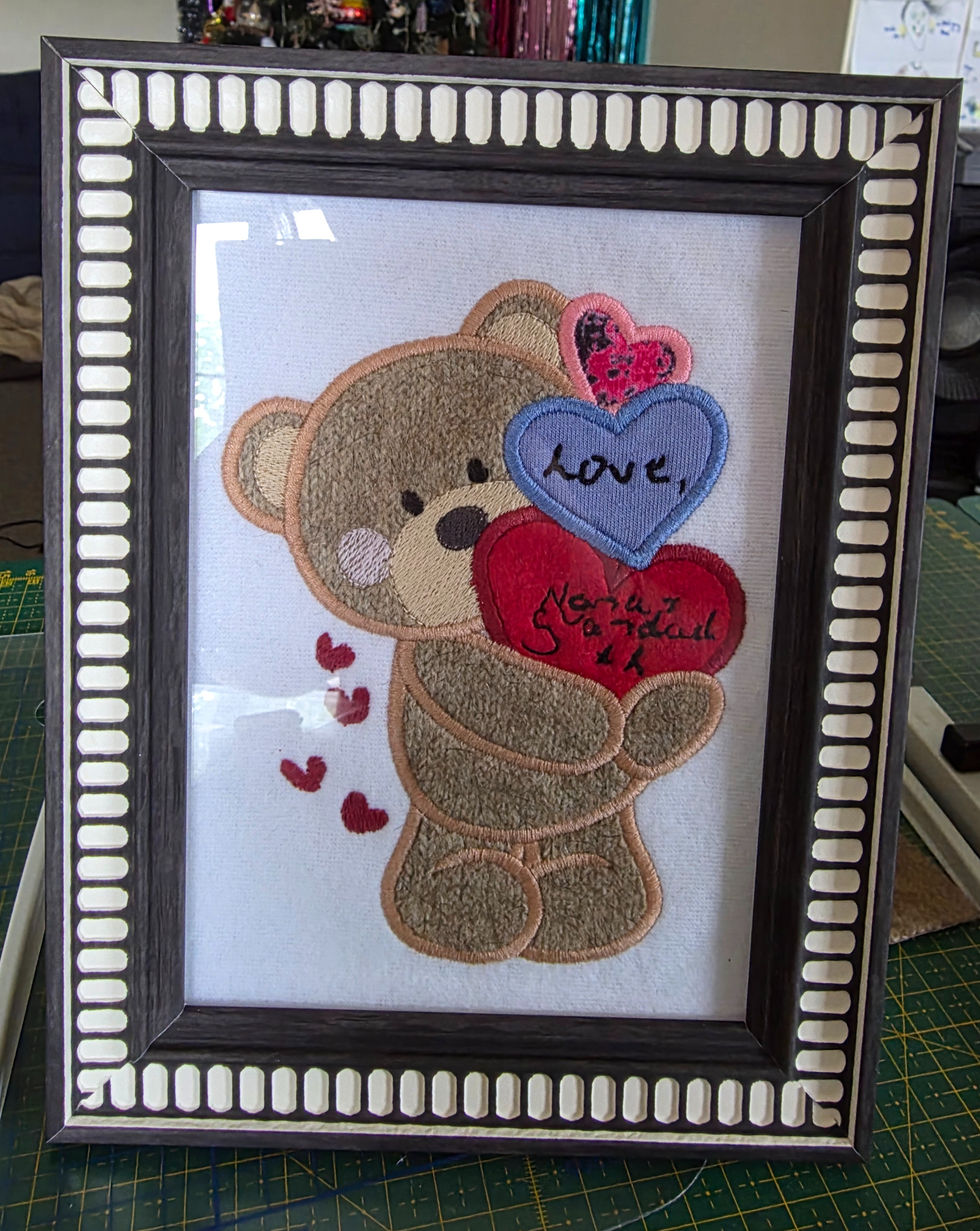 Small Embroidery Frame (Bear with hearts)