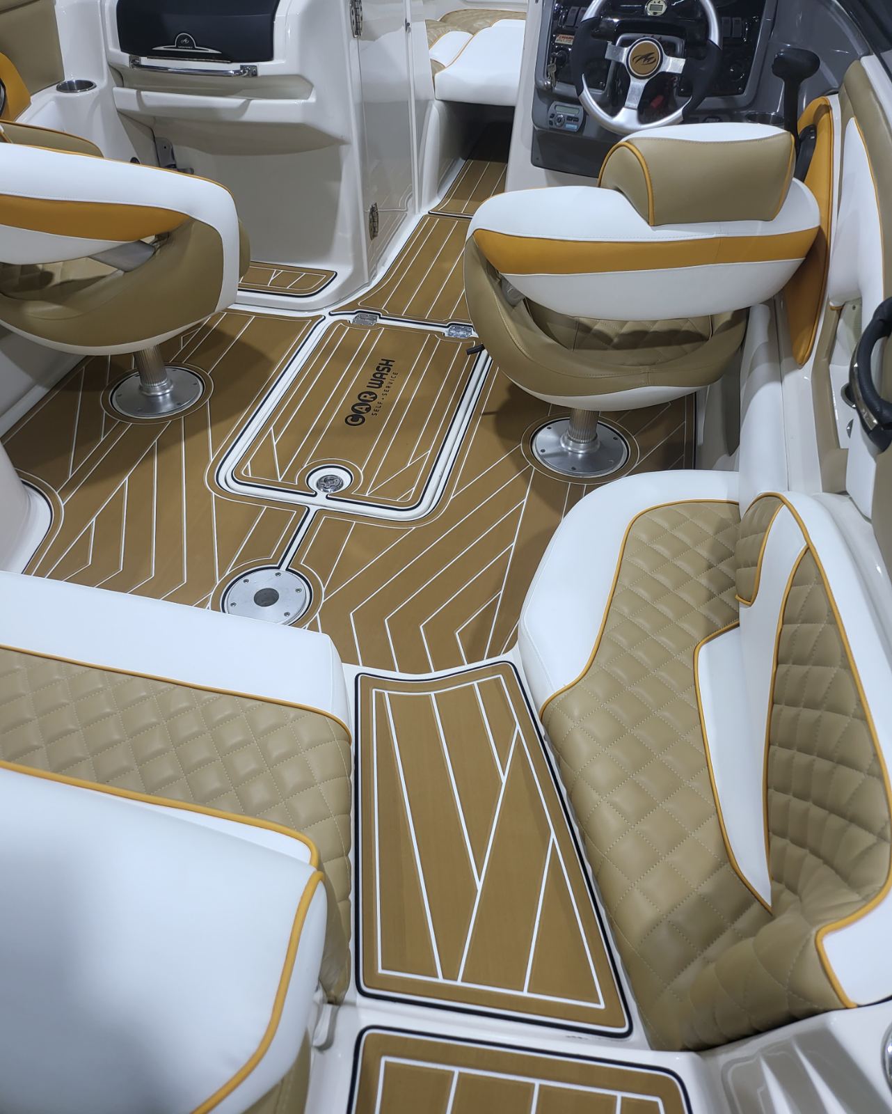 Eva decking protuklizni pod na jahti