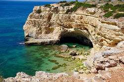 algarve cave