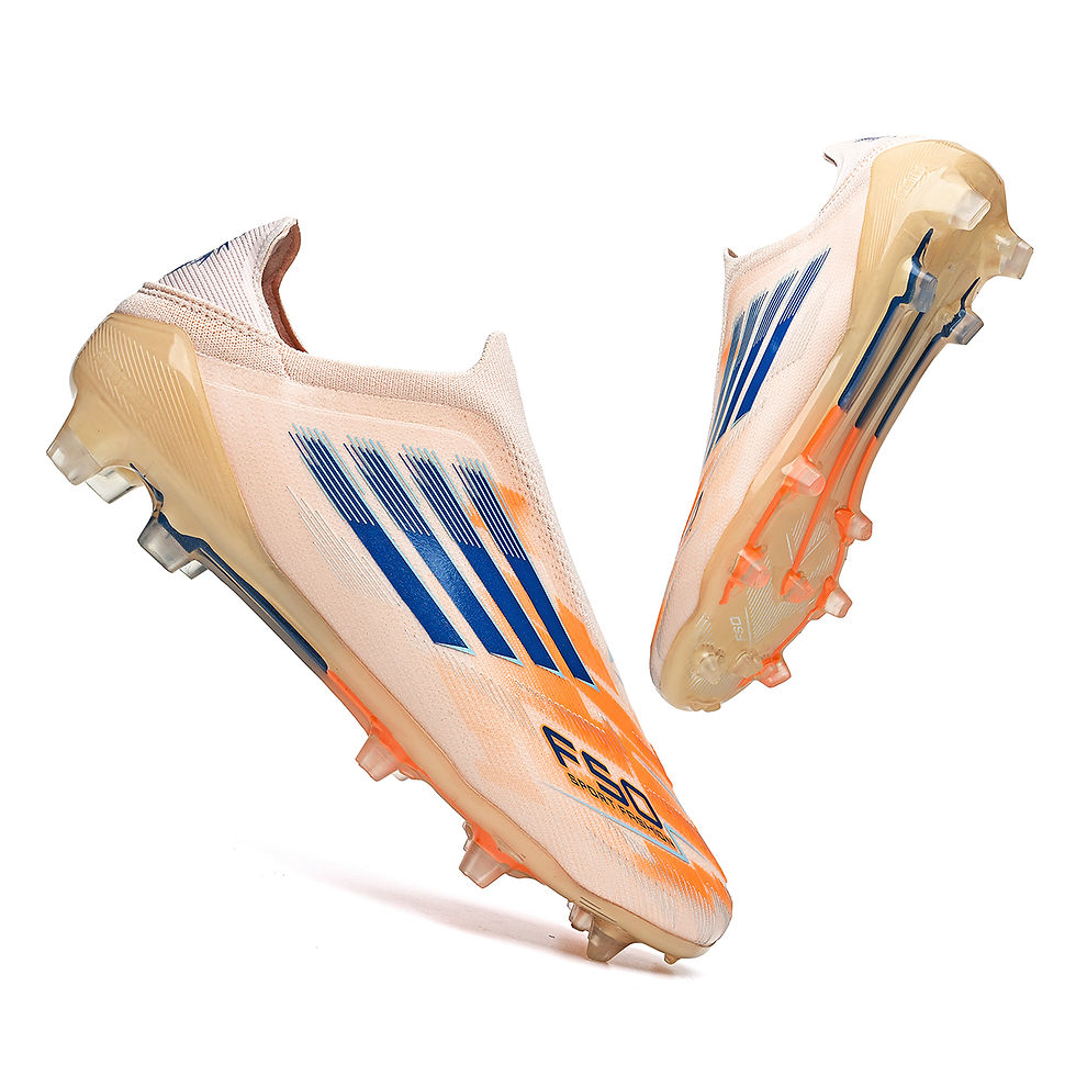 Thumbnail: Fashionable and breathable football shoes with FG/AG studs suitable for training