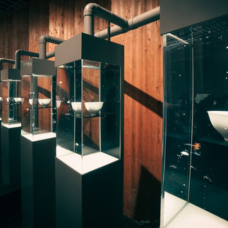 Water column installation showcasing algae-based product scenarios at the Japan Pavilion