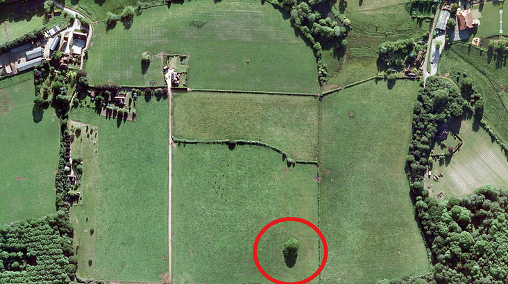 Top Gear Series 13 Episode 2 - Jeremy in his cheap Volvo estate is struggling to leave the steep, wet and slippery hill to make it back onto the road.