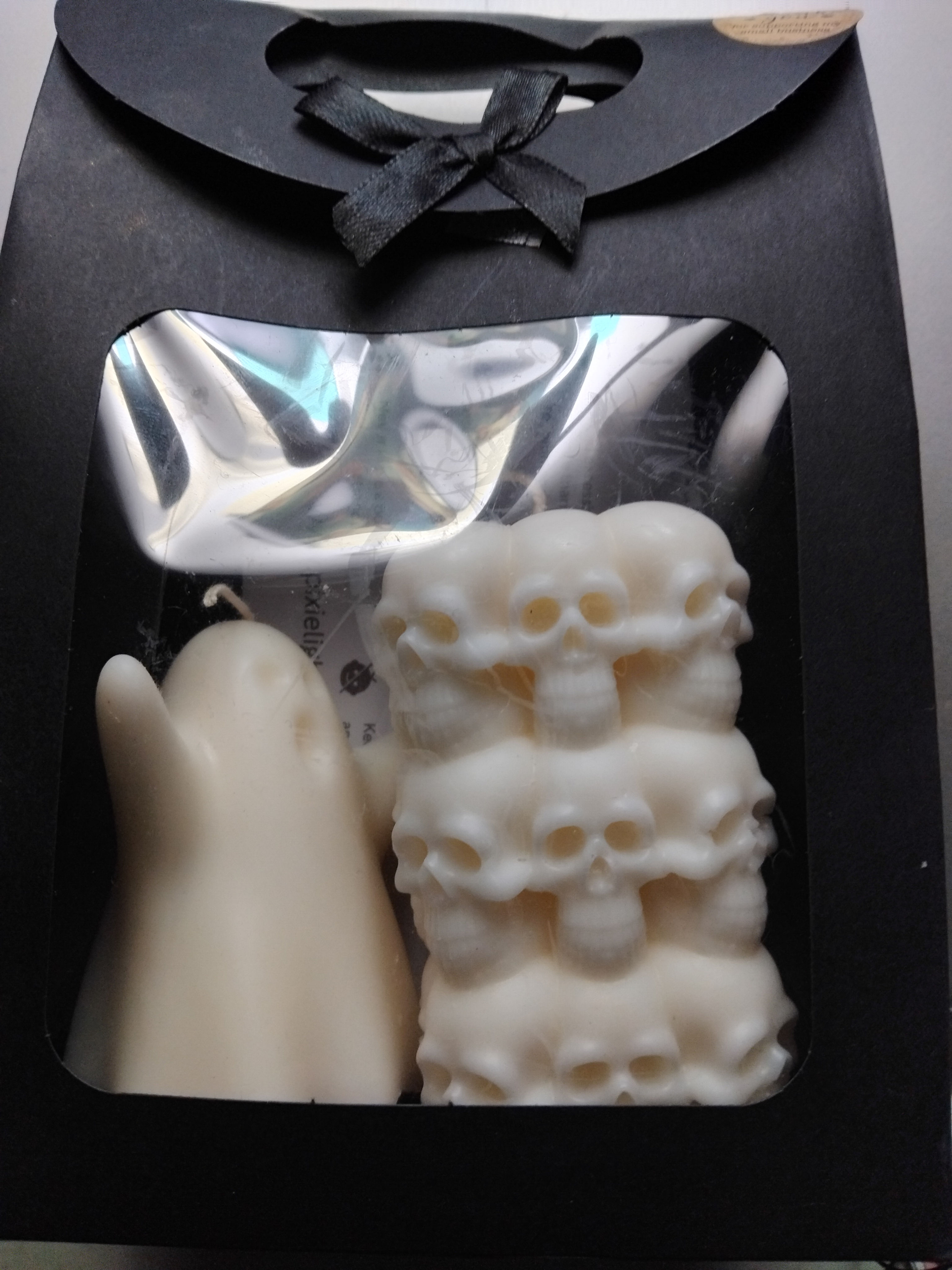 Ghost and skull towers gift set