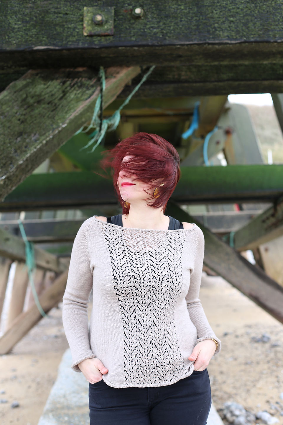 Pull a dentelles Altaica - Tricot femme par Folie 0rdinaire Design