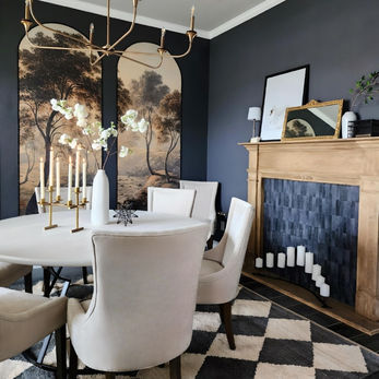 Dining room, fireplace, dark walls, wallpaper, dining room decor, dining room design