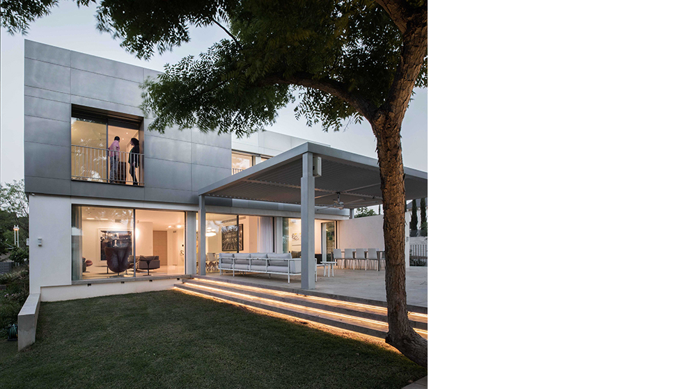 Villa in Kefar Shmaryahu