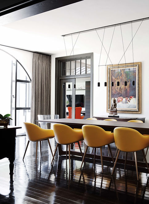 6thave_dining2.jpg