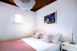 06_Alfama-Sunrise_Bedroom_1