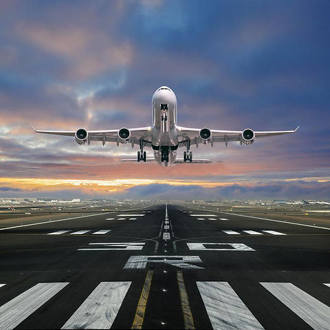 Plane takeoff03.jpg