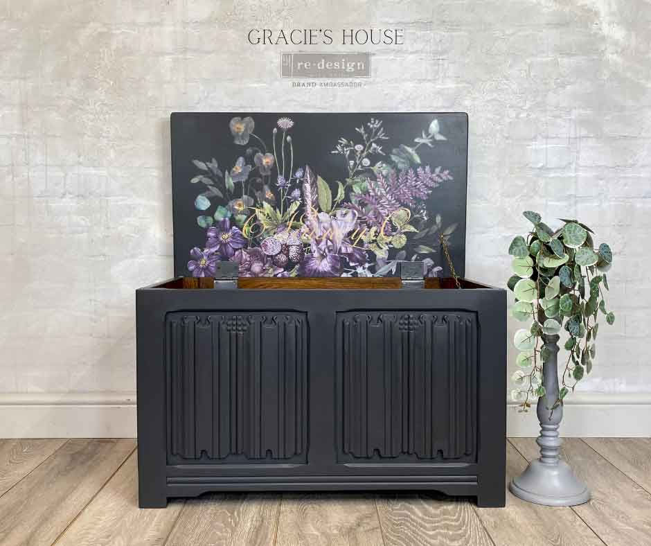 Thumbnail: ReDesign VIGOROUS VIOLET Decor Transfers®
