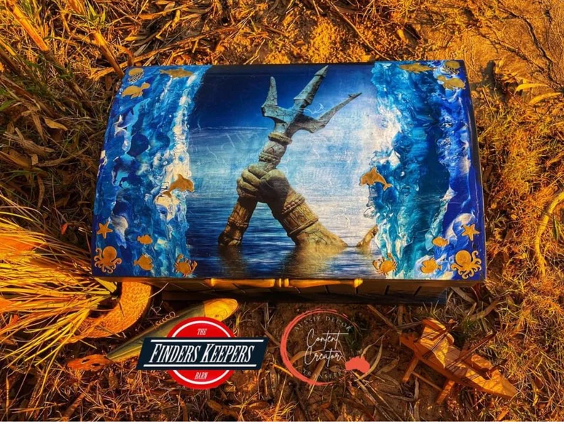 Thumbnail: Aussie "Neptune" Luxe Decoupage