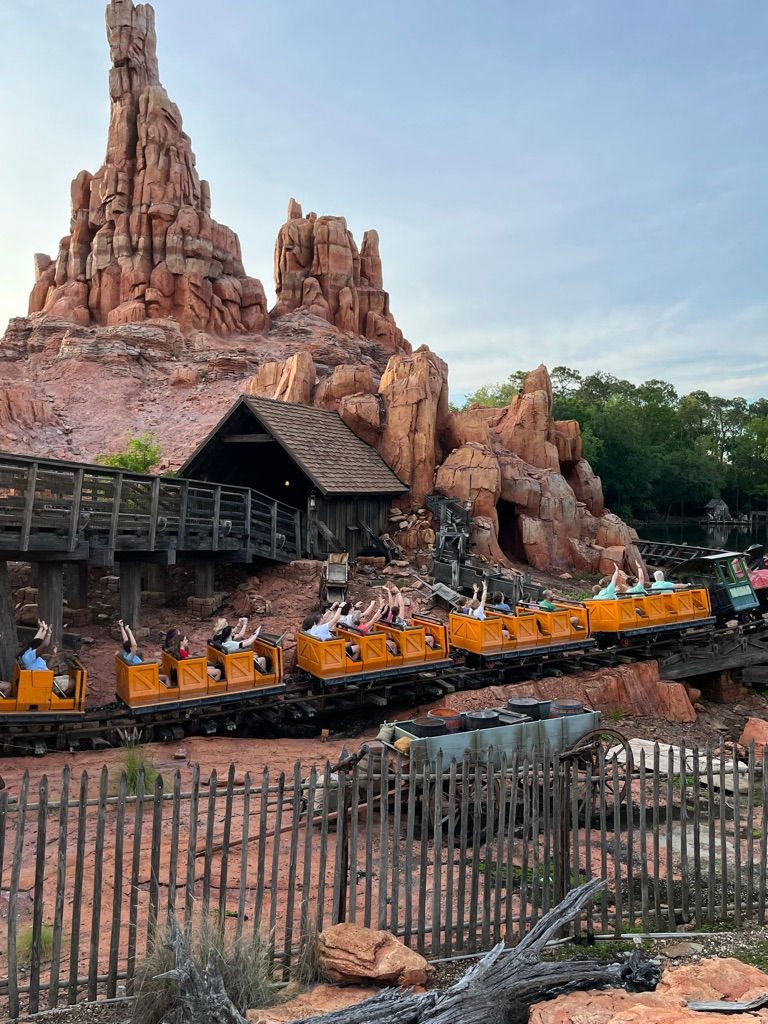 Thunder Mountain Railroad, Magic Kingdom, Disney World.