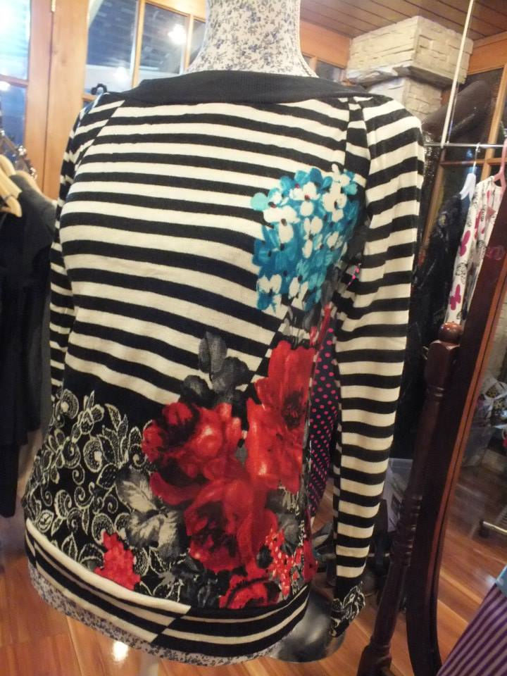 Polera Rayas Flor*.jpg