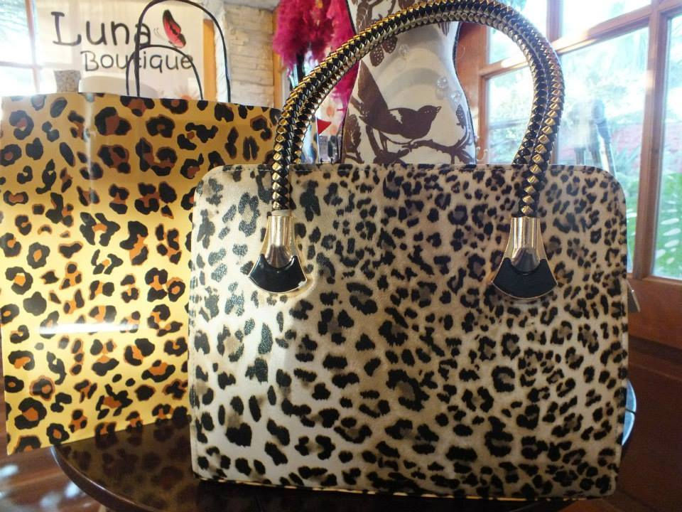 Hermosa Cartera Guépard $ 26.000.-