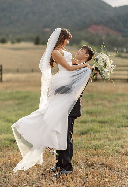 SpruceMountainRanchWeddingPhotographer.jpg