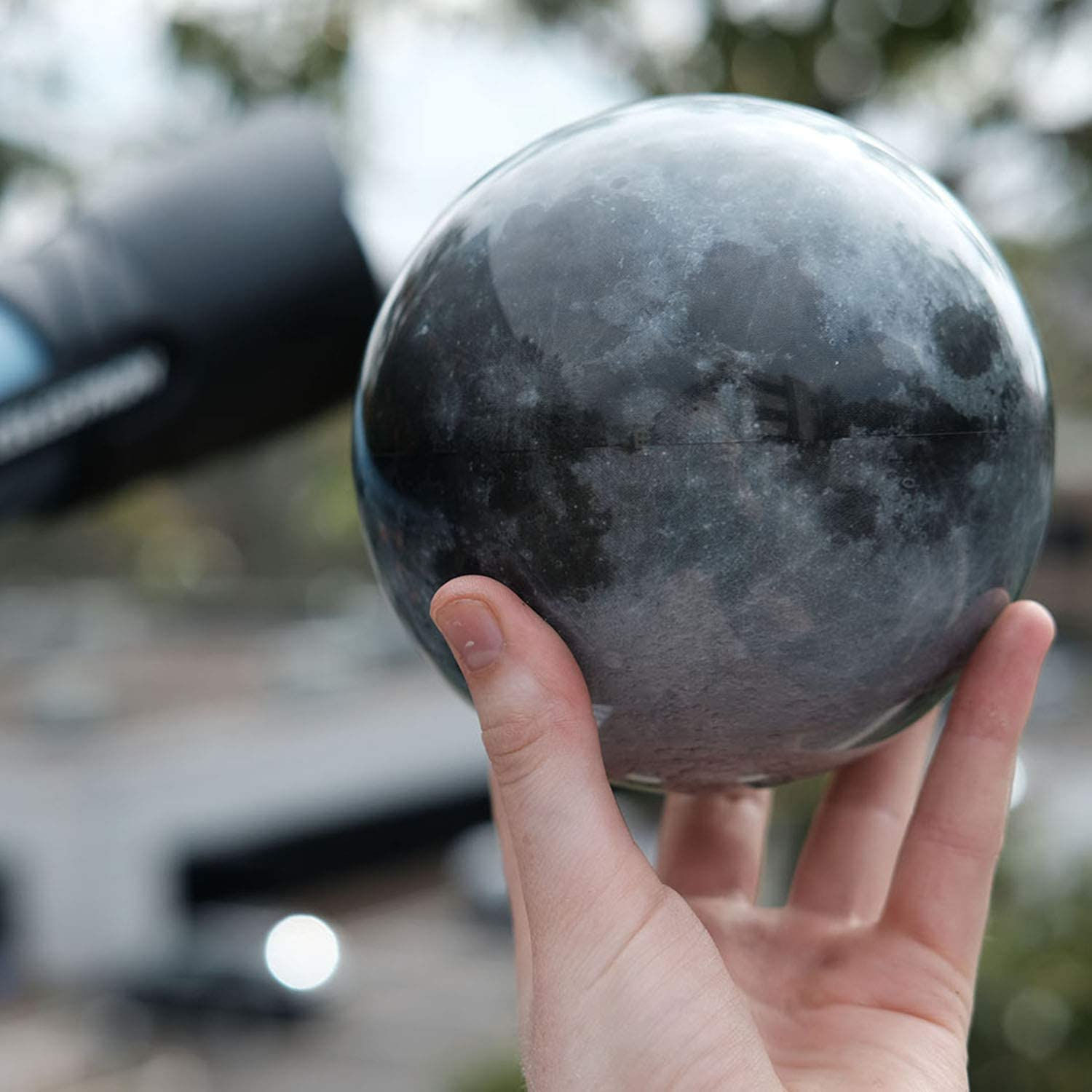 4.5" Moon MOVA Globe