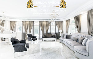 A unique and spectacular villa for sale in Herzliya Pituach