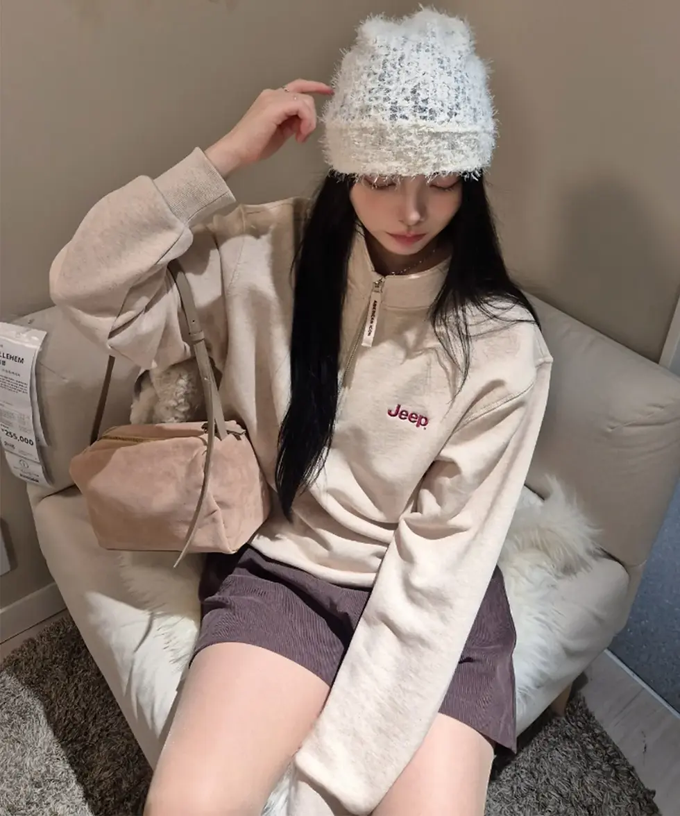 Thumbnail: JEEP M-Logo Half-Zip Sweatshirt