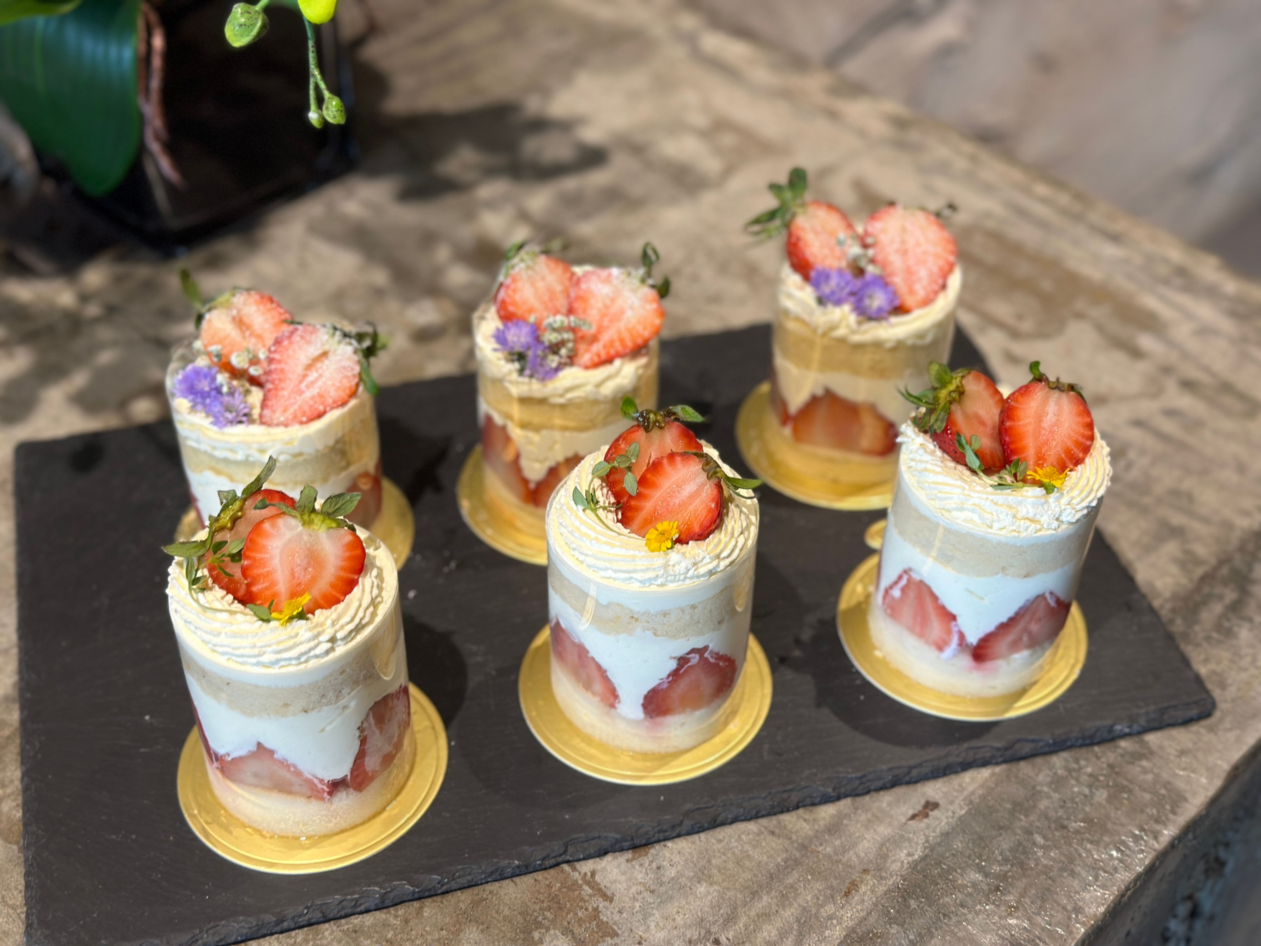 STRAWBERRY SHORTCAKE CUPS