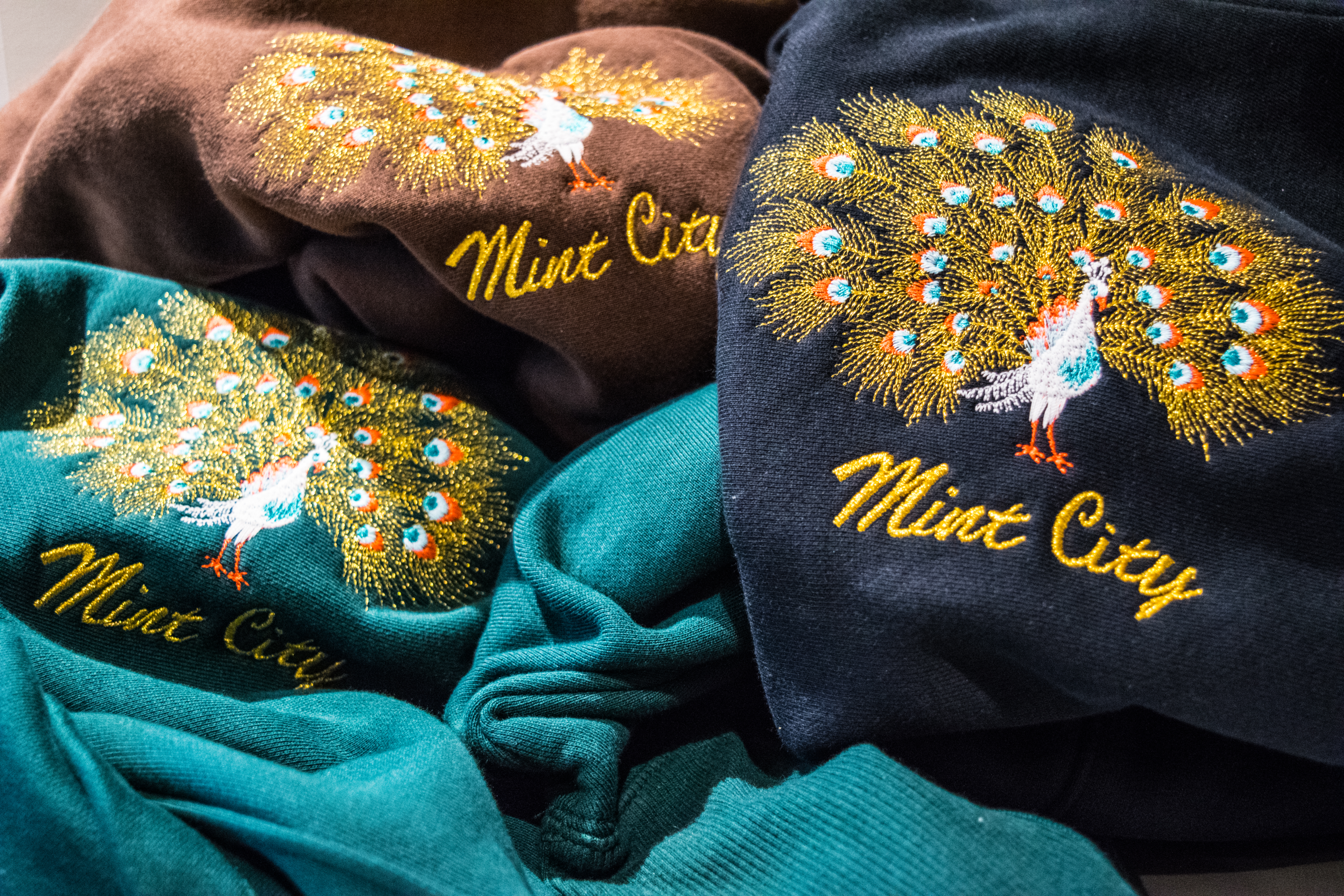 "Pavo" Collection