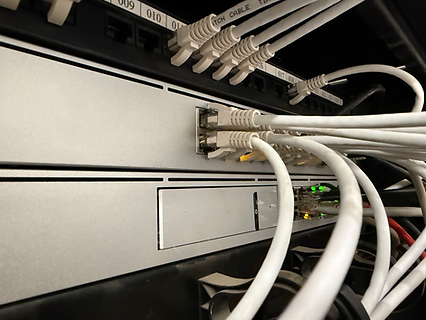 Unifi Switch and UDM Pro in Rack