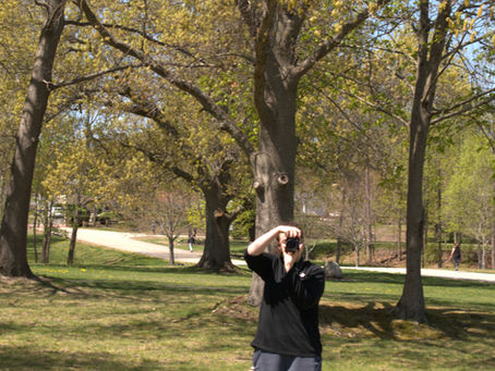 Sophomores outside taking photos!