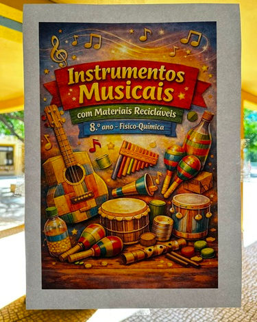 Instrumentos Musicais construídos com Materiais Recicláveis