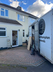 Top Hampshire removals van outside home