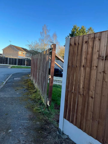 Fence panel replacement 