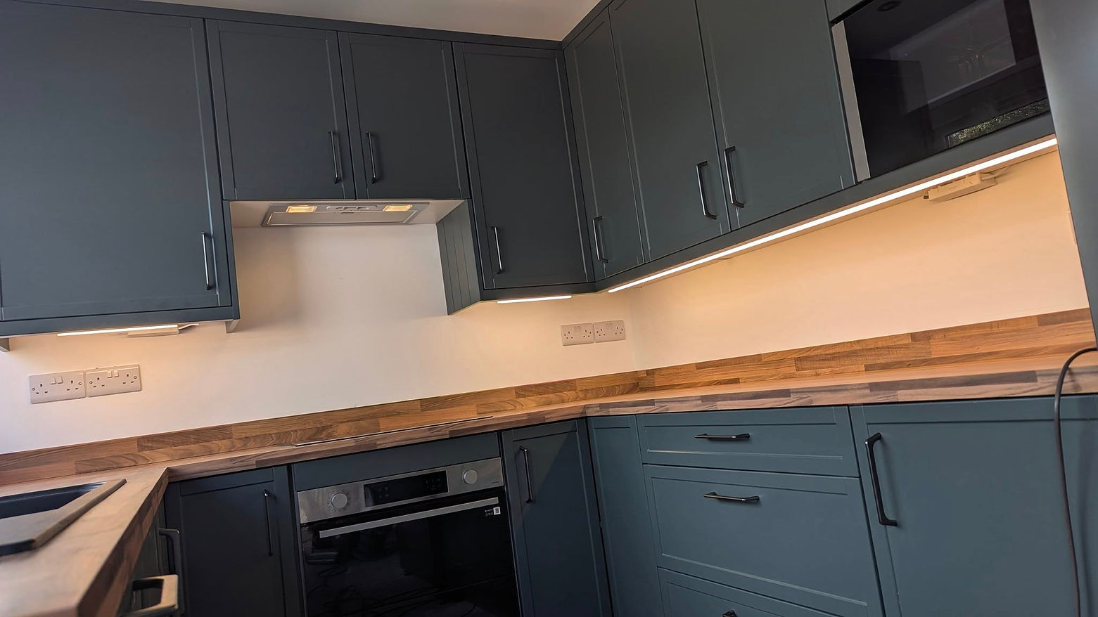 kitchen led installation