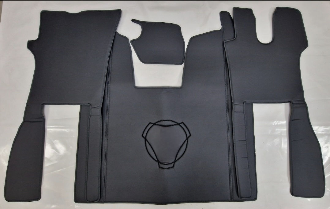 PRESTIGE LINE Scania R Next Gen Smooth Floor Mat