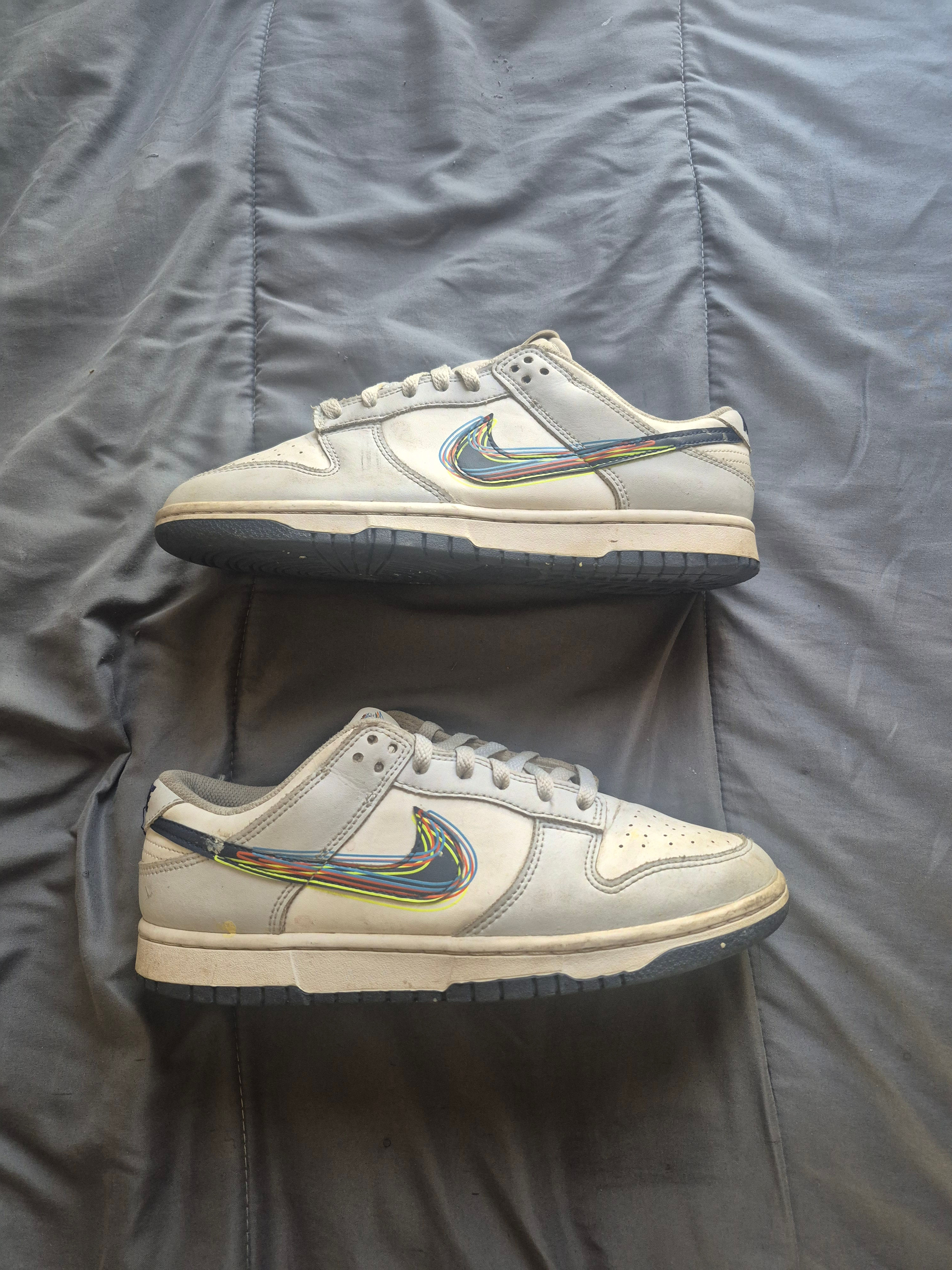 Nike dunk low (3D Swoosh) size 8