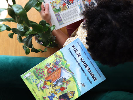 Kulje kanssamme: Suomen romanien historiaa lapsille; Satu Blomerus, Helena Korpela, Seija Roth ja Irmeli Matilainen