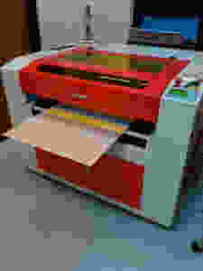 Laser cutter at the IDEA Lab at Zanes State College