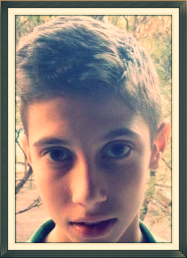 1507118_602561483144256_1582971966_n_edited.jpg 2014-10-19-19:23:29