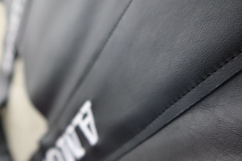 Miniature : Cabas brodé