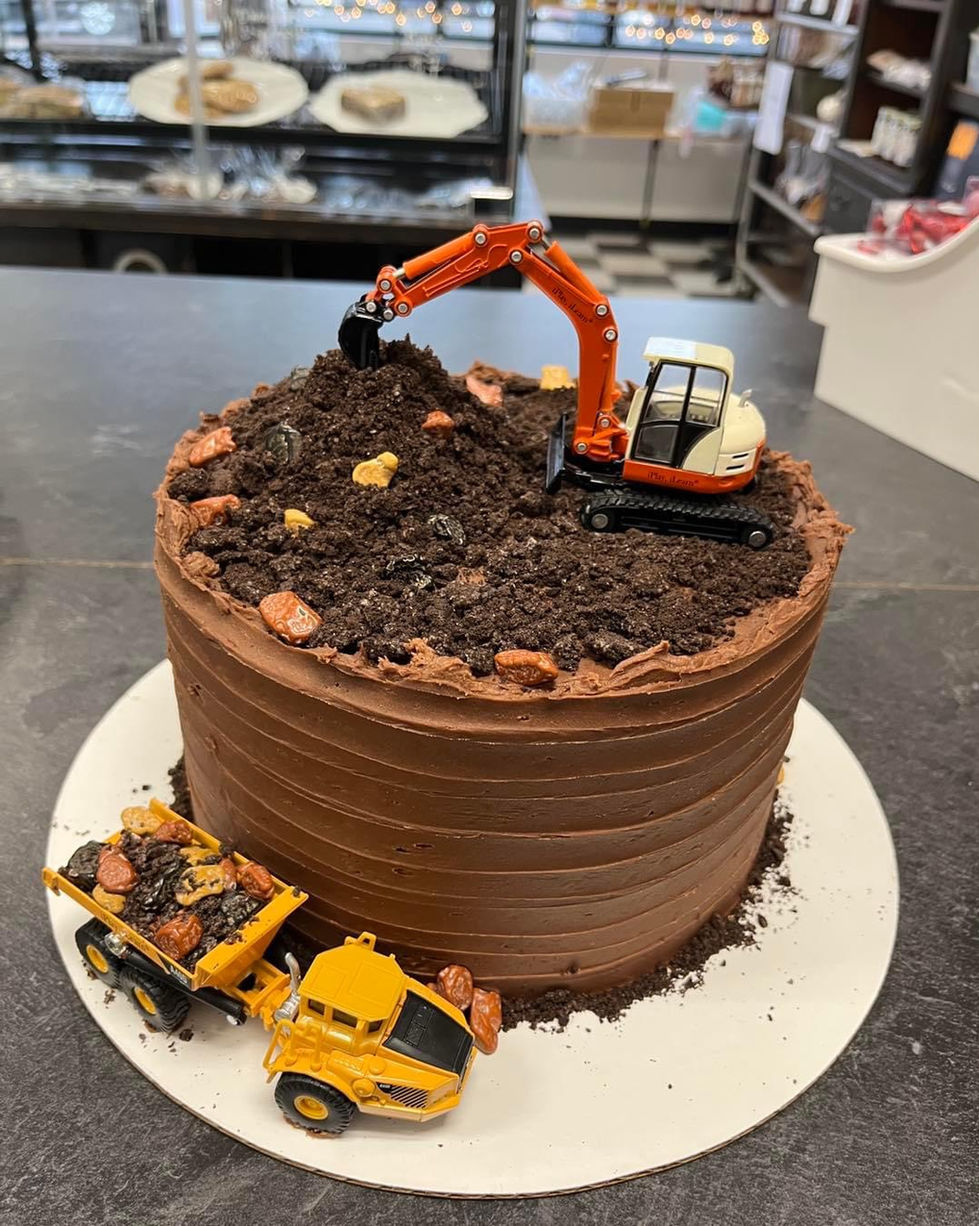 Construction Cake