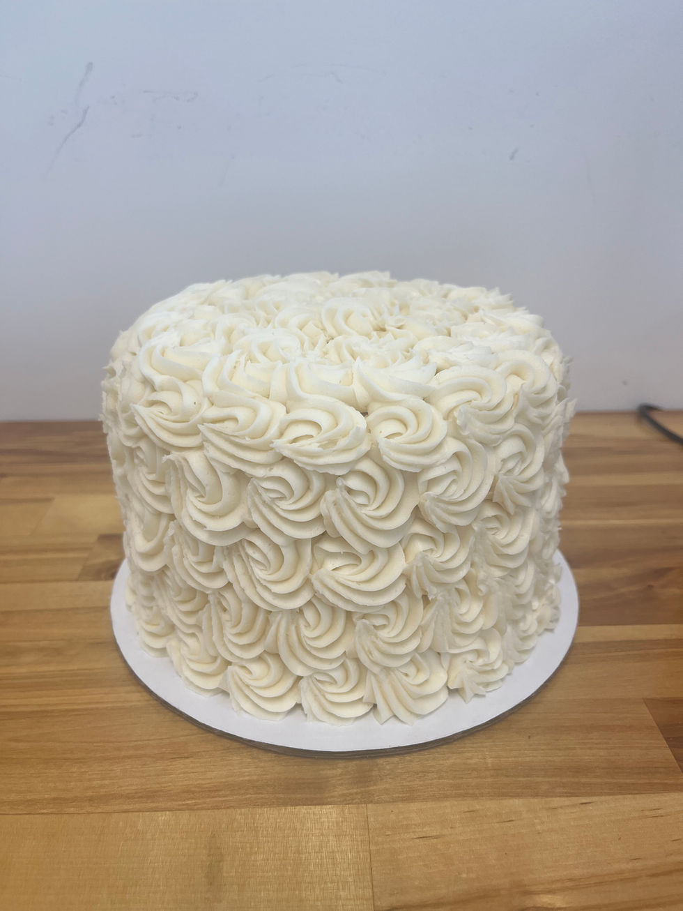 White Rosettes Cake