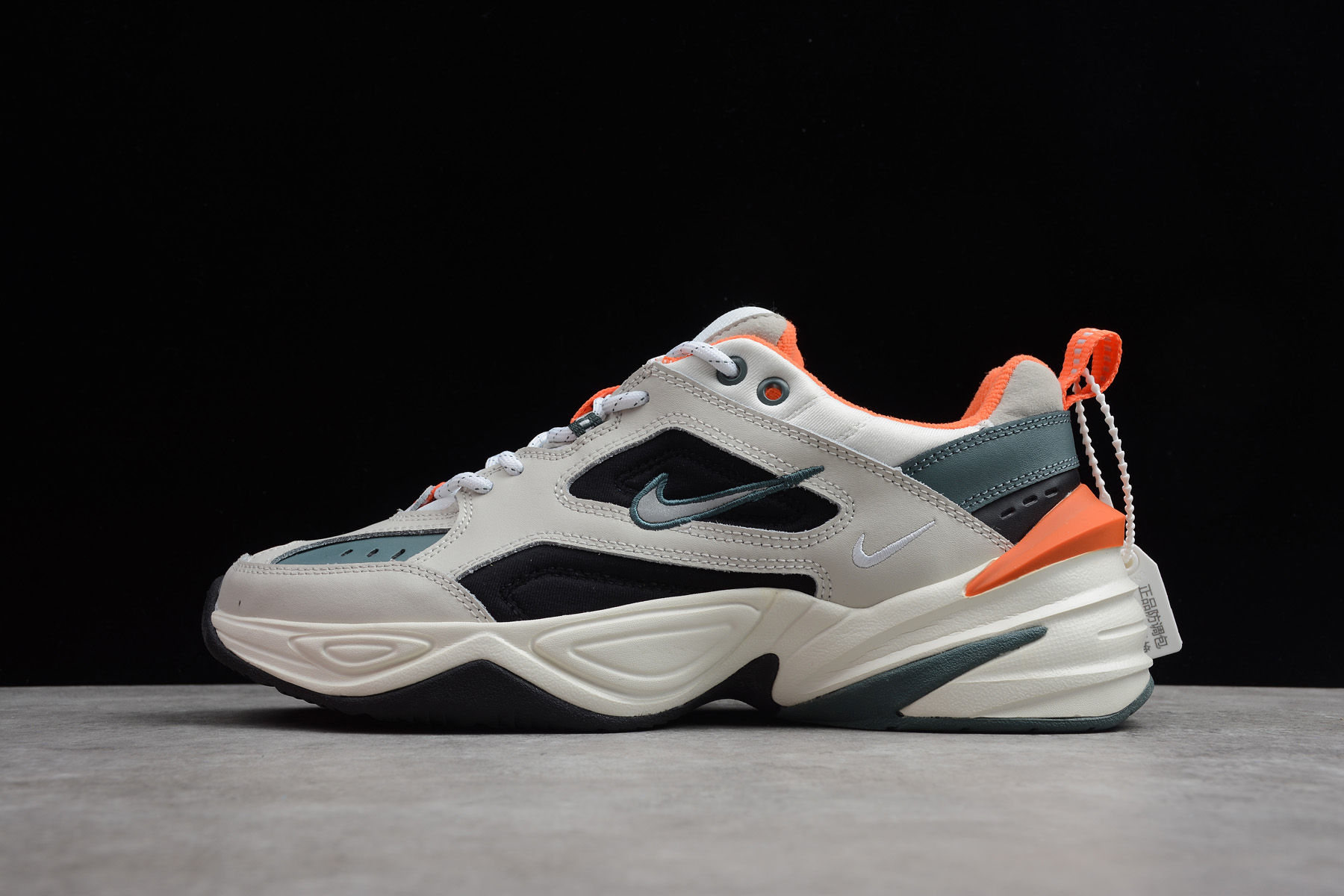 nike M2K tekno(ligth bone/metallic silver-orange)