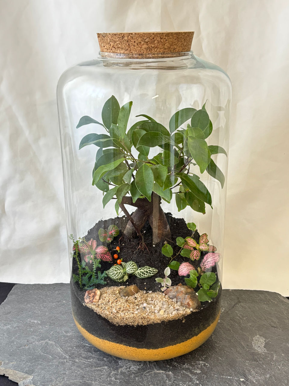 Miniatura de jardim em vaso de vidro